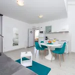 Du Lux * Mokošica